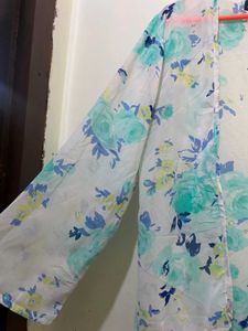 Alisha&amp;Chloe kimino top bust 34 length 25