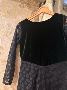Elegant Black Velvet &amp; Lace Dress, Bust-32