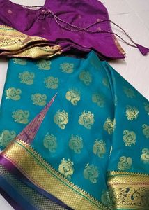 Elegant Teal Paisley Saree With Blouse