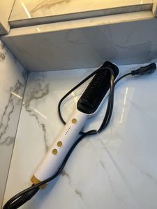 Green Hair Straightener Brush