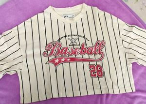 A Crop  Boxy Jersey