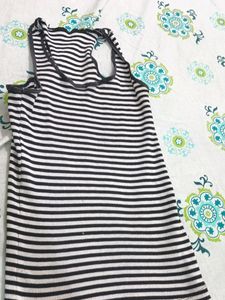 Black And White Spaghetti Top