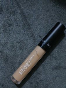Swiss Beauty Liquid Concealer