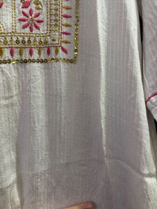 Pink Printed Cotton Kurti with Embroidered Neck XL