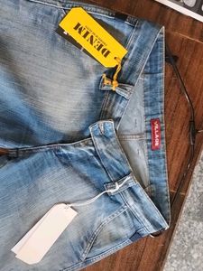 LYV Jeans
