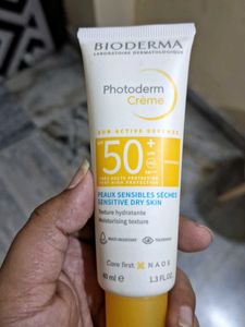 Bioderma Photoderm Creme SPF 50+ Sunscreen