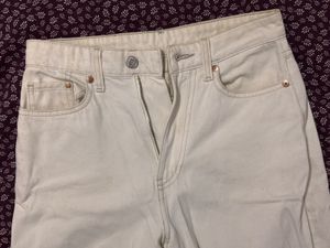 h&amp;m off-white straight fit denim (free shipping)