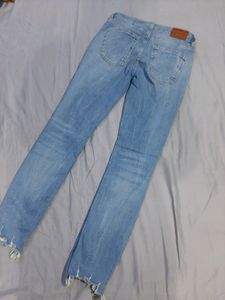 Zara Distressed /Rugged/ Damaged Jeans For Girls