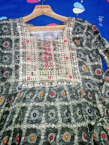 Nayra Cut Kurta
