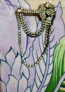 Combo Pack Of Hair Clip &amp;Brooches