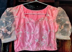Princess Top With Sweetheart Neck And Puff Sleeve