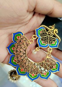 Unique Design Earing