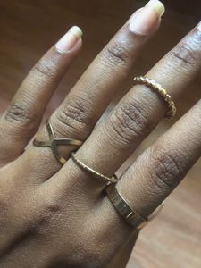 A Set Of 4 Rings