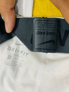 Nike Pro Dri-FIT  Tights Stretching