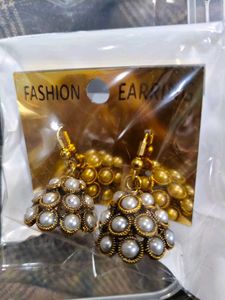🌸 Classic Pearl Jhumka Charm 🌸