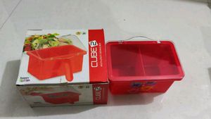 Stainless Steel Vessel &amp; Plastic Container