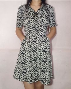 Forever 21 Daisy Print Mini Dress