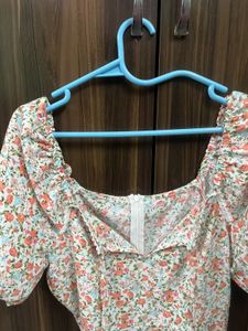 New Urbanic Summer Sweetheart Neck Dress