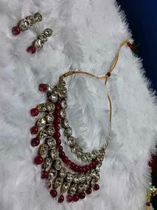 Neckless