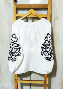 White Embroidered Top size-42-44