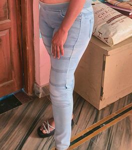 Light Wash Skinny Jeans