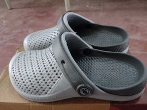 Comfortable Grey Clogs(Size - 7-7.5) Used 2 days