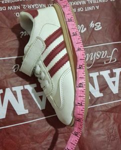 Cute White Sneakers
