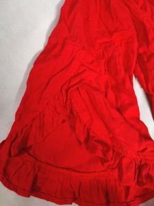 Pinteresty Red Top