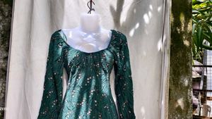 20510. Green Floral Mini Dress