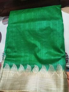 New Saree With Nice Border