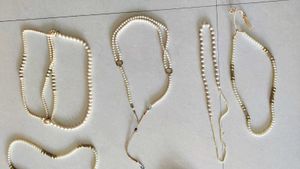 Moti Mala ( Qty 9)