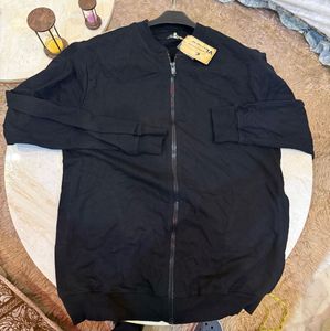 VEIRDO Black Zip-Up Bomber Jacket