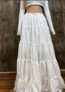 Asthethic White And Black Skirt