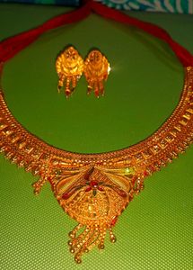 Elegant Gold-Plated Necklace