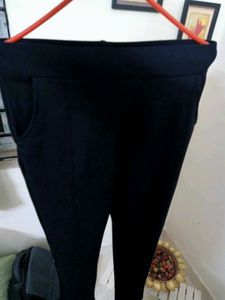 SAADAA Women&#39;s 4 Way Stretchable Pant