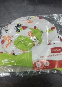 Luvlap Cap And Booties( Pair Of Two)