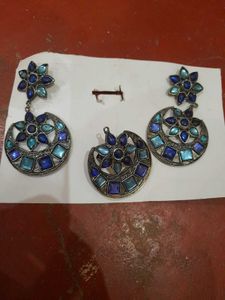 Earing With Ring