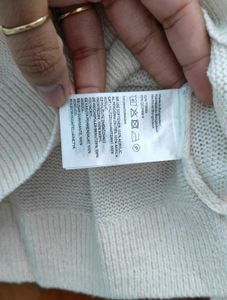 H&amp;M Off-White Sweater