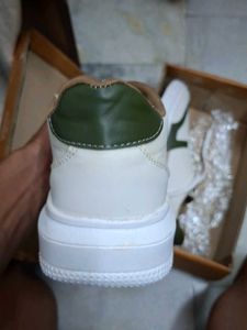 Roadster Sneakers Men