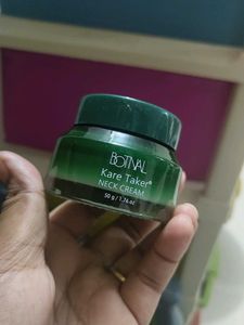 Botnal Kare Taker Neck Cream