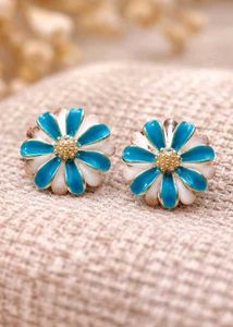 🌼Daisy Flower Stud Earrings