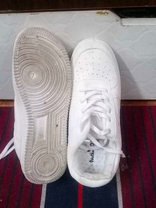 Very Classy White Sneakers