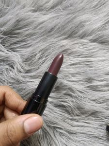 Lakme Cushion Matte Lipstick With French Rose Oil