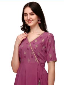 Women Crepe Kurta Dupatta Set