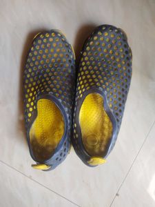 Men Shoes For Summer And Rain