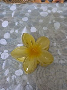 Floral Hair Clip