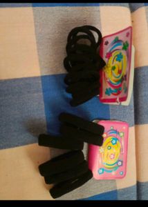 250 Rs New Eye Shadow N Accessories