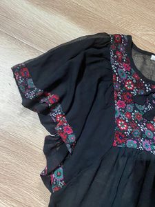 Korean Top