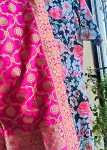 Floral & Embroidered Kurta Set