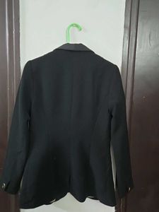 Zara Black Blazer - Classic Style size eur S